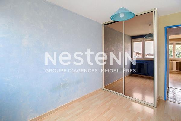 Appartement T4 Avec 2 chambres en dernier étage au Fort avec Cave Balcon et Parking - 69500 BRON