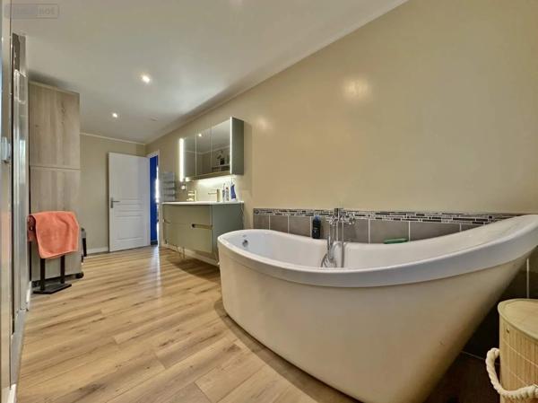 Achat - Maison Cherbourg-en-Cotentin 50120 7 pièces 145 m 2 618 m 2