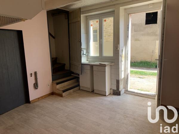 Maison 3 pièces de 62 m² à Fayl-Billot (52500)