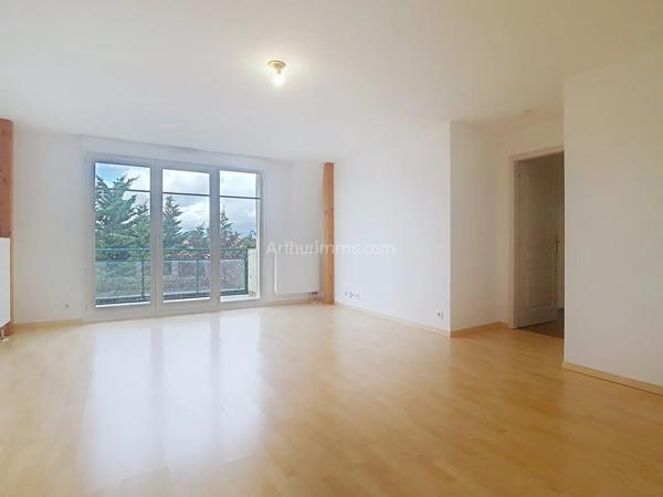 Vente                                                      Appartement
                        
                     4 pièces                      80 m2                     à Kingersheim