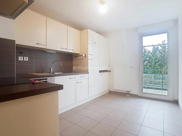 Vente                                                      Appartement
                        
                     4 pièces                      80 m2                     à Kingersheim