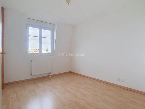 Vente                                                      Appartement
                        
                     4 pièces                      80 m2                     à Kingersheim