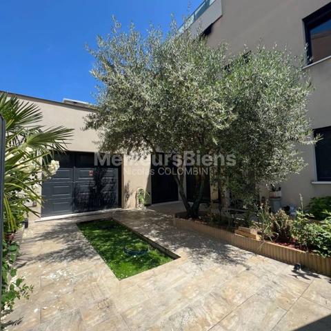 Livry-Gargan... Maison de 5 pièces 107m2... 2 min Tram