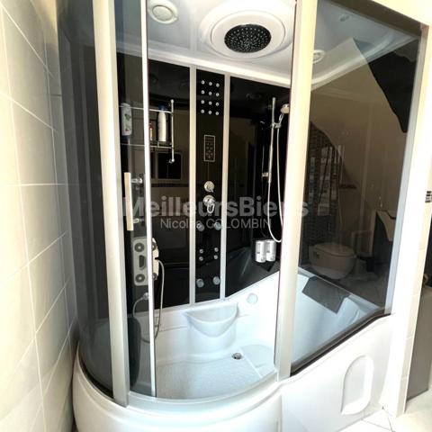 Livry-Gargan... Maison de 5 pièces 107m2... 2 min Tram