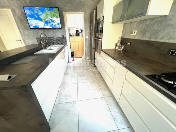 Livry-Gargan... Maison de 5 pièces 107m2... 2 min Tram