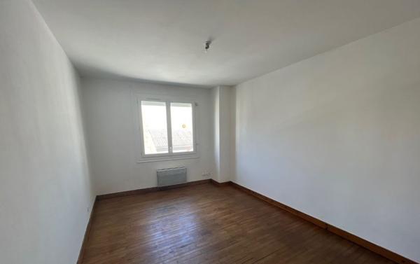 Ensemble immobilier de 189m² à MONTREVAULT