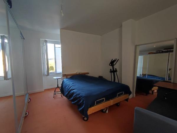 Ensemble immobilier de 189m² à MONTREVAULT