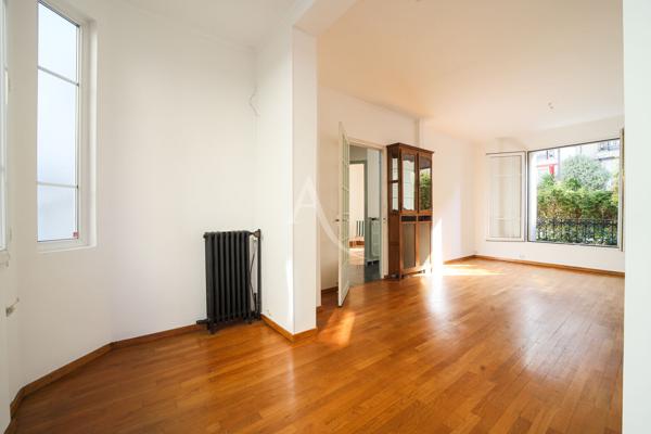 Maison avec courette