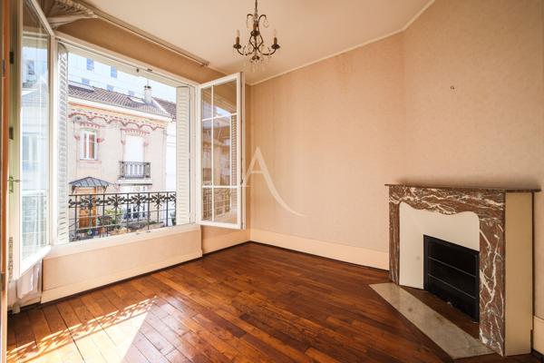 Maison avec courette