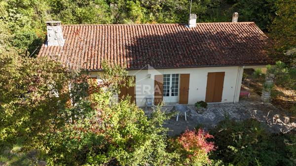 Jolie maison à rénover à flan de côteaux