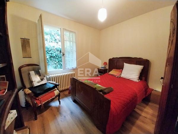 Jolie maison à rénover à flan de côteaux