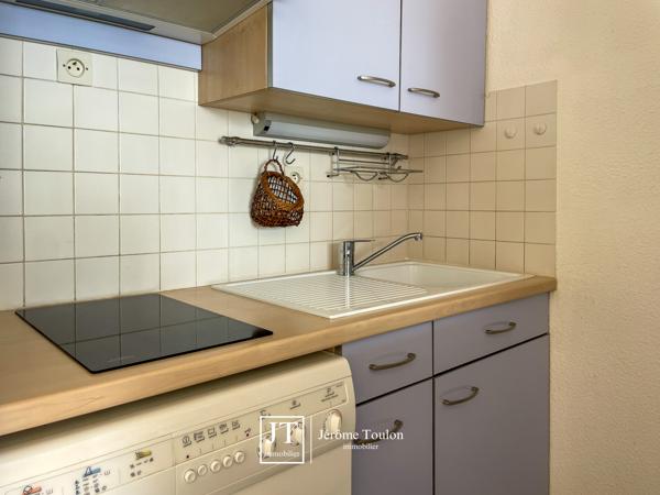 Appartement
                                                                                                                                                                                                                                                                                                                        2 pièce(s)                                                                                                                                                                                                          1 chambre(s)                                                                                                                                                                                                          37  m²
