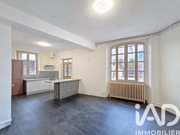 Location maison 3 pièces 67 m² Saint-Julien-du-Sault