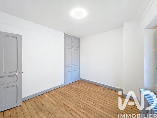 Location maison 3 pièces 67 m² Saint-Julien-du-Sault