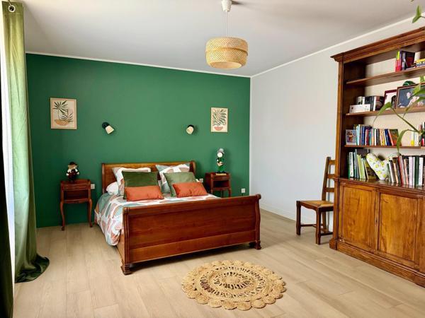 Pavillon de plain pied 3ch, garage et jardin