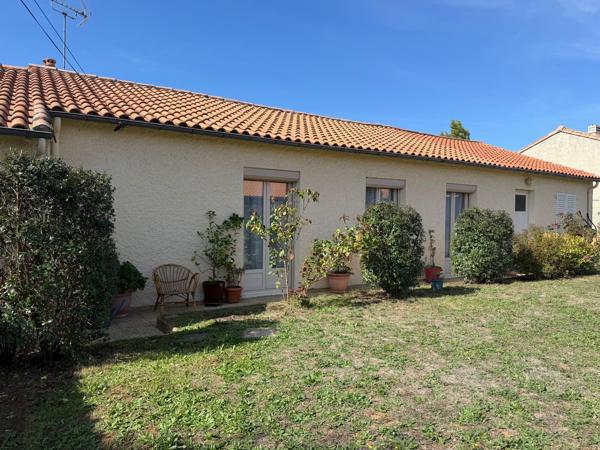 Pavillon de plain pied 3ch, garage et jardin