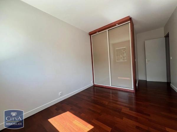 Appartement à louer 2 pièces 46.52m² Saint-Maurice (94410)