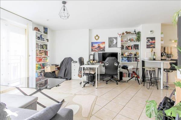 Appartement à vendre |  Beynes |  2 pièces | 43 m²