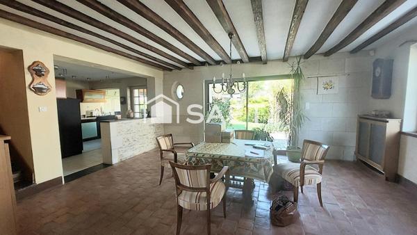 Maison de pierre tuffeau et ardoise avec dépendance