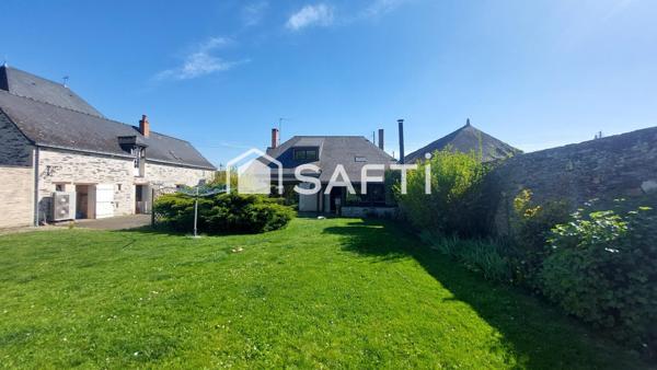 Maison de pierre tuffeau et ardoise avec dépendance