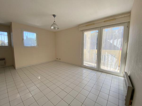 ECOLE INFIRMIERE/PERE SOULAS - Appartement 2 pièces