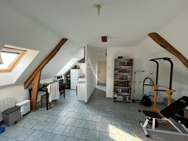 ST LAURENT EN GATINES - APPT T2