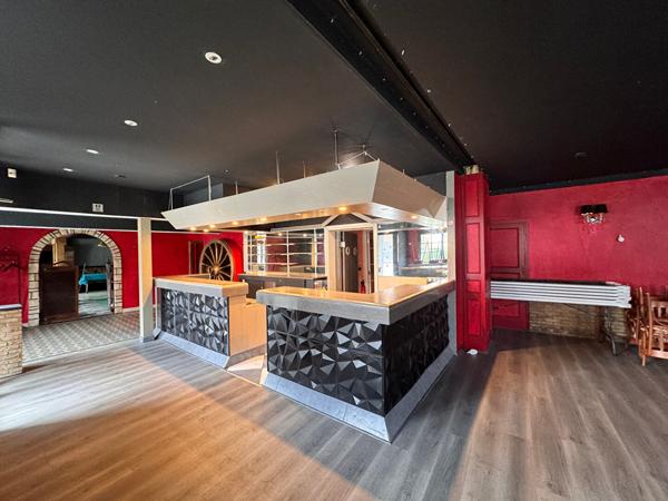 Ancien Restaurant - 2 appartements - Idéal investisseur ou projet professionnel