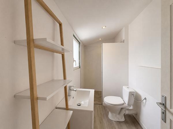 Ancien Restaurant - 2 appartements - Idéal investisseur ou projet professionnel