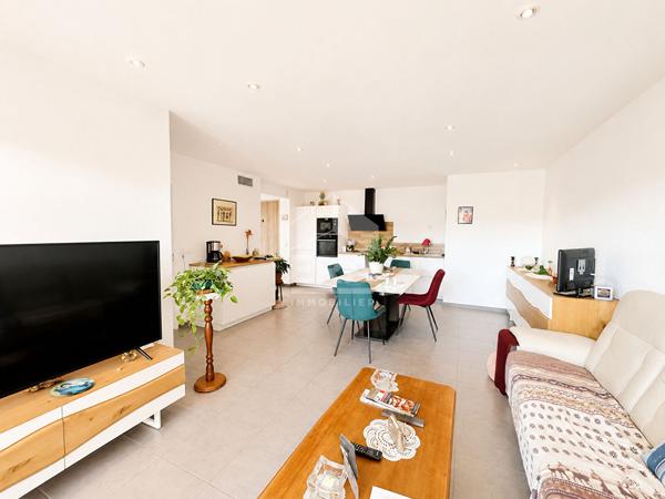 "Mas Roca" Perpignan : Appartement 3 pièces en rez-de-jardin avec garage à vendre