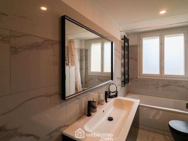 Appartement 79 m² à Marseille 13009