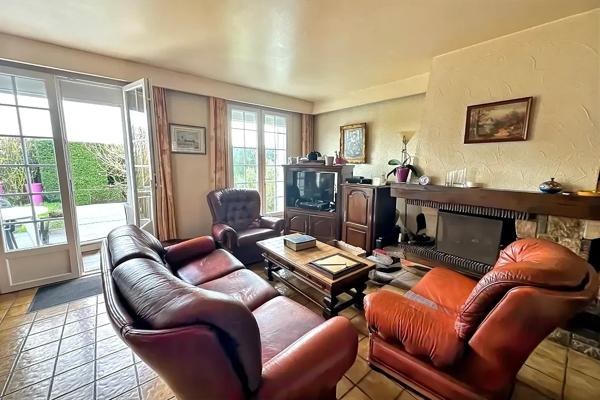 Maison plain-pied 100 m2 avec garage à Belloy-en-france