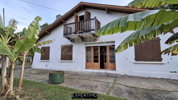 Arcangues (64200) Maison 2 logements et garage à rénover à Arcangues