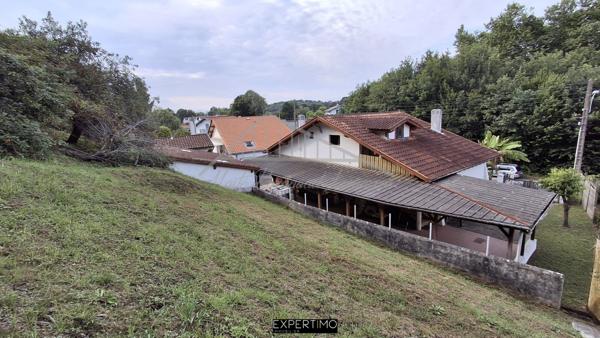 Arcangues (64200) Maison 2 logements et garage à rénover à Arcangues