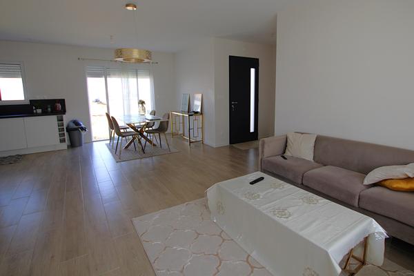 Maison neuve de plain pied proche toutes commodités