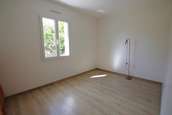 Maison neuve de plain pied proche toutes commodités