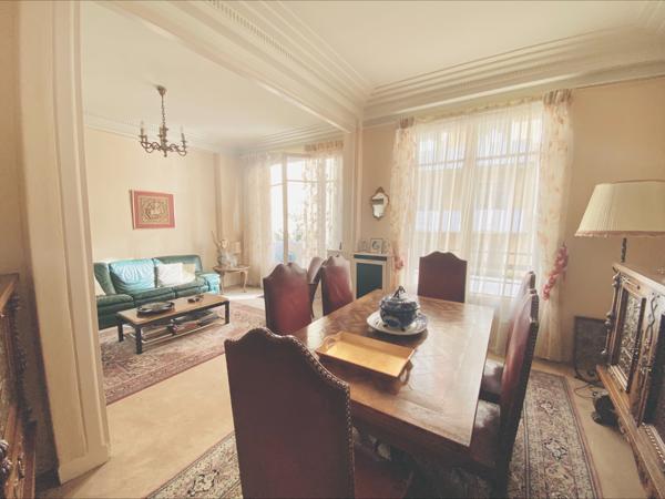 Appartement 5 pièces de 98 m2 Limite Enghien Les Bains