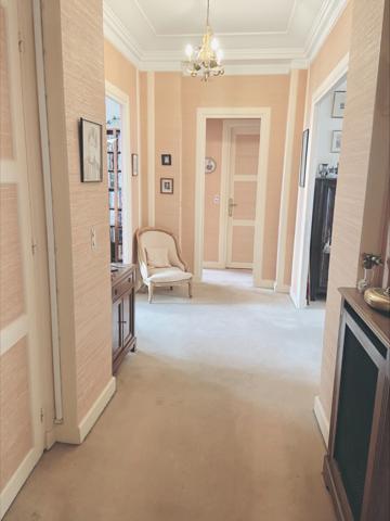 Appartement 5 pièces de 98 m2 Limite Enghien Les Bains