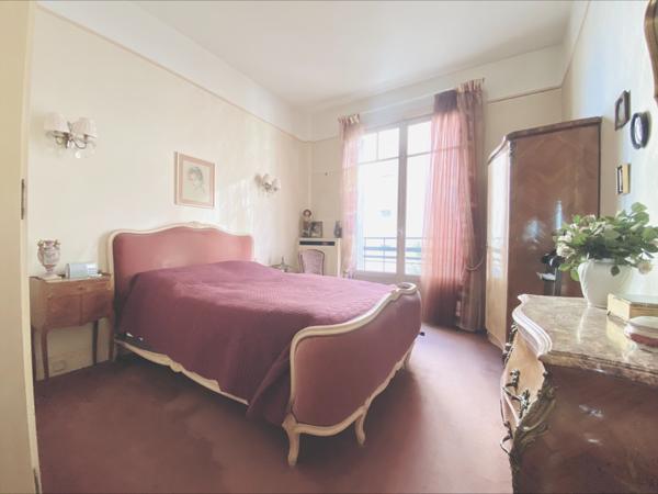 Appartement 5 pièces de 98 m2 Limite Enghien Les Bains