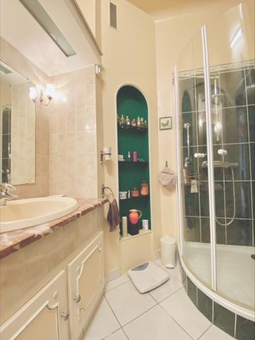 Appartement 5 pièces de 98 m2 Limite Enghien Les Bains