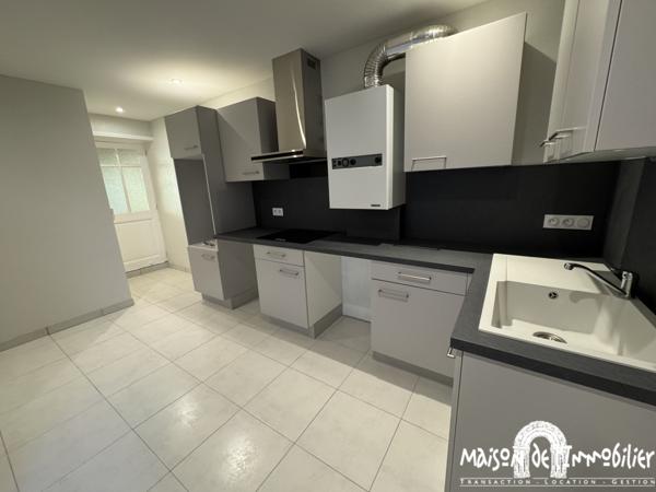 Location Maison de ville - 4 pièces - 100m² - Grande cour - COGNAC