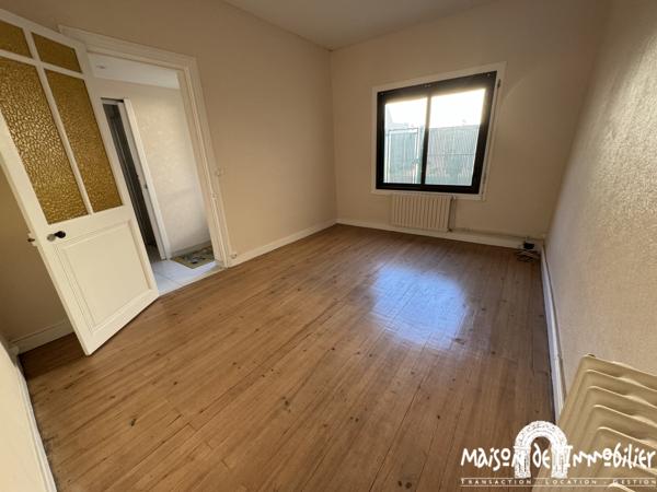 Location Maison de ville - 4 pièces - 100m² - Grande cour - COGNAC