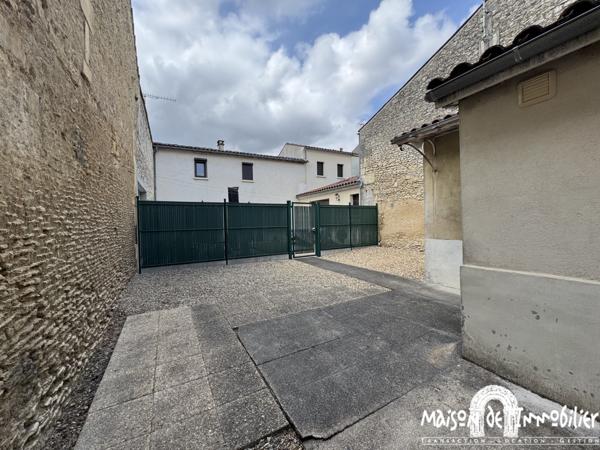 Location Maison de ville - 4 pièces - 100m² - Grande cour - COGNAC
