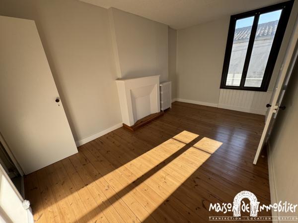 Location Maison de ville - 4 pièces - 100m² - Grande cour - COGNAC