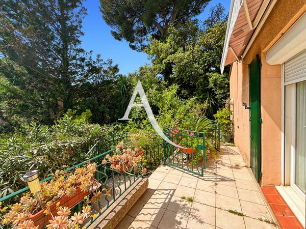 A vendre Maison T4 de 98 m2 avec jardin, terrasse et garage double Marseille 13013
