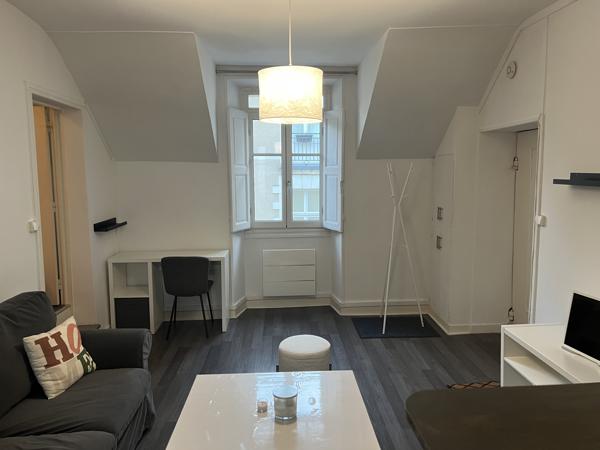 NANTES - COEUR DE VILLE - T2 LUMINEUX - INVESTISSEMENT LOCATIF