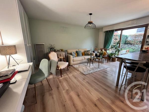 Appartement F3 à vendre  3 pièces - 65 m2 EVRY - 91