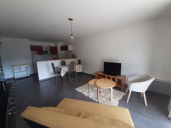 SECTEUR RUE DES GRANDES PANNES - APPARTEMENT T3 MEUBLE - DISPO 19/04/2025