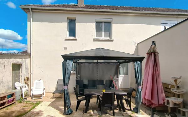 Maison à vendre    4 pièces • 77,41 m2 Saint-Jean-de-la-Ruelle