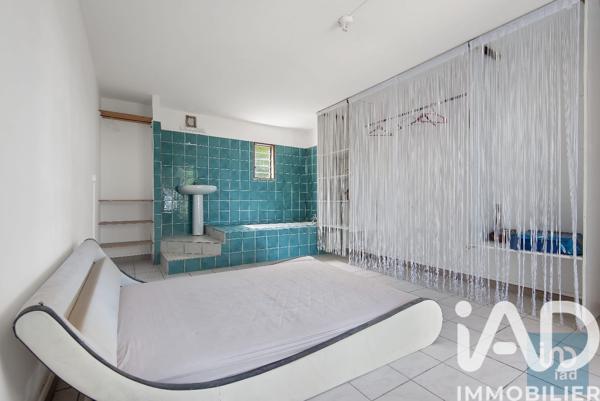 Maison à vendre 9 pièces 183 m² Saint-Leu