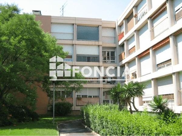 Location Studio 24.23 m² - LA RENARDIERE Les Pennes De Mirabeau 13170